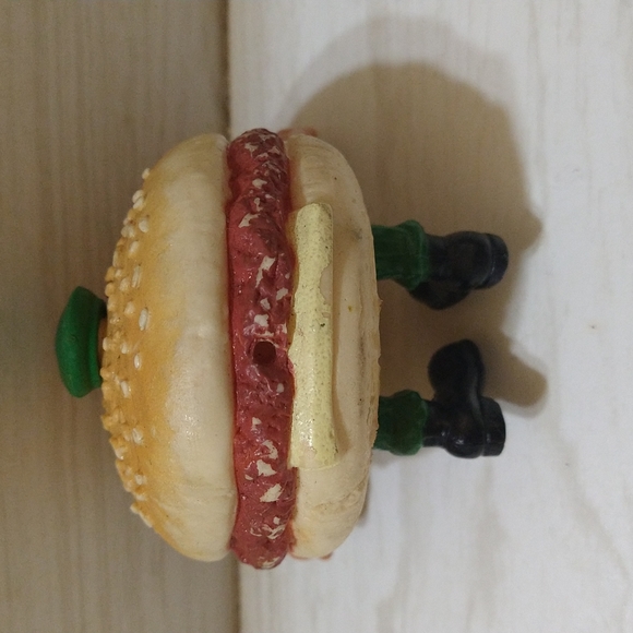 Vintage 1988 Food Fighters Burgerdier General Action Figure - Picture 2 of 3